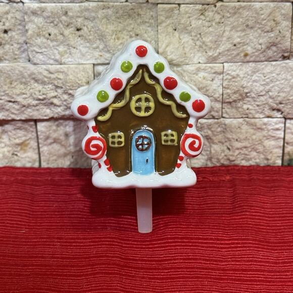 Nora‎ Fleming Candyland Lane Gingerbread House Mini - Picture 1 of 5